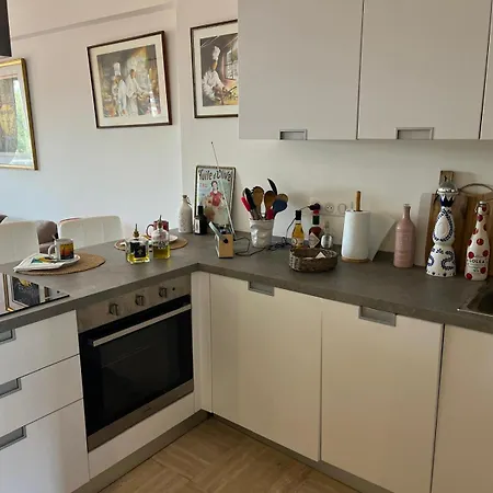 Le Mistral T2 Appartement *